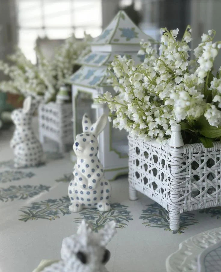 Jardinière en osier blanc