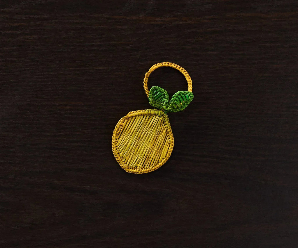 Rond de serviette citron – 3,5 pouces de palmier Iraca tissé à la main – Décoration de table estivale artisanale de Colombie