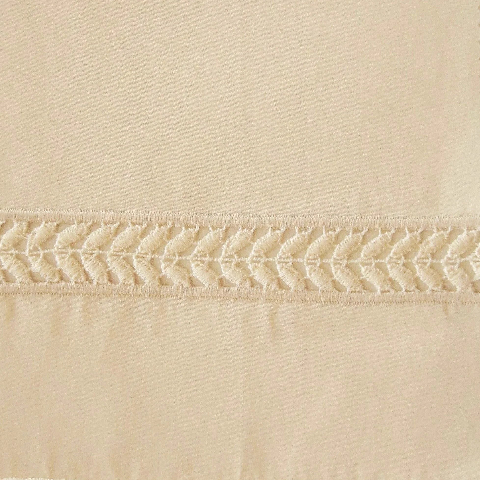 Serviette pour les doigts en forme de couronne