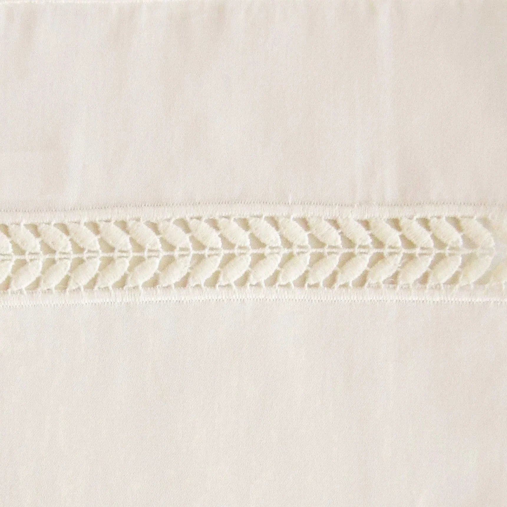 Serviette pour les doigts en forme de couronne